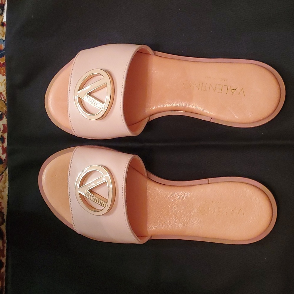 Valentino leather sandals made in Italy